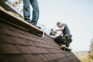 Local Roofers in Woodland Hls, KY